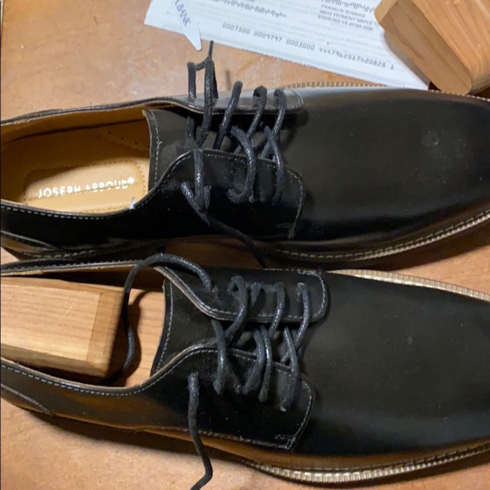 Dress shoes